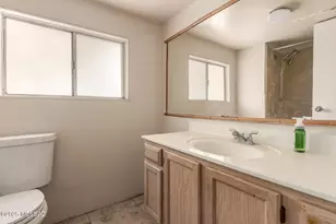 1111 E Limberlost Dr, Tucson, AZ 85719 - Photo 18