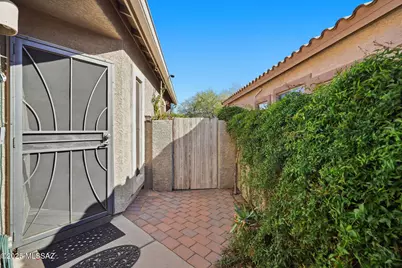 15123 S Theodore Roosevelt Way, Sahuarita, AZ 85629 - Photo 4