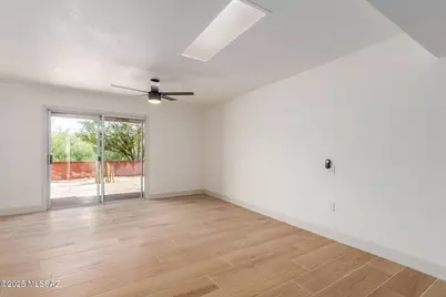 362 N Calle Del Chancero, Green Valley, AZ 85614 - Photo 12