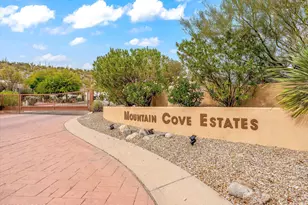 3825 N Mountain Cove Dr, Tucson, AZ 85750 - Photo 32