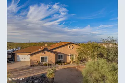 7530 W Bucking Horse Road, Sahuarita, AZ 85629 - Photo 4