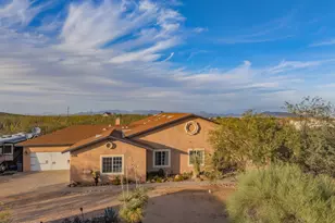 7530 W Bucking Horse Rd, Sahuarita, AZ 85629 - Photo 4