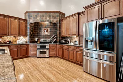7530 W Bucking Horse Road, Sahuarita, AZ 85629 - Photo 16