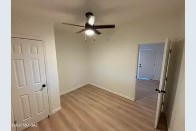 326 E Prince Road #3, Tucson, AZ 85705 - Photo 6