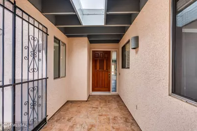 934 W Via Del Pardillo, Green Valley, AZ 85622 - Photo 8