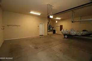 8222 N Sombrero Point Dr, Tucson, AZ 85743 - Photo 32