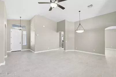 282 W Brinkley Springs Drive, Oro Valley, AZ 85755 - Photo 8