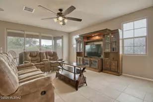 10202 E Civano Wash Trail, Tucson, AZ 85747 - Photo 4