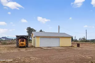 13168 S Hawk Ln, Pearce, AZ 85625 - Photo 28