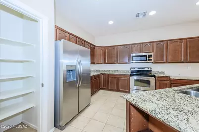 7805 E Treetop Road, Tucson, AZ 85756 - Photo 10