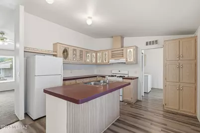 6358 E Raven Run Loop, Tucson, AZ 85756 - Photo 12