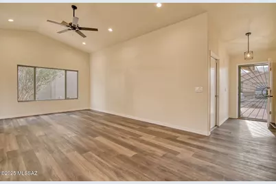 2113 N Jacana Loop, Tucson, AZ 85745 - Photo 8