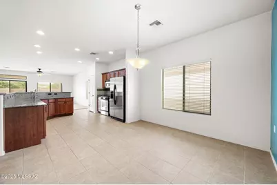 530 W Royal Troon Place, Green Valley, AZ 85614 - Photo 16