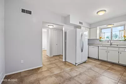 1621 N Monroe, Tucson, AZ 85745 - Photo 4