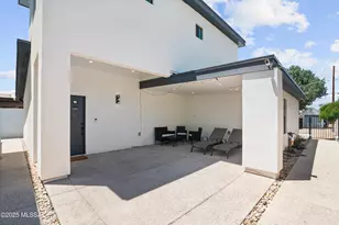1811 E 10th St, Tucson, AZ 85719 - Photo 1
