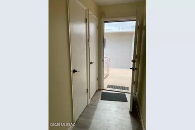 1755 S Jones Boulevard #R210, Tucson, AZ 85713 - Photo 8