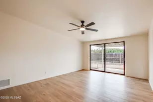 9054 E 25th St, Tucson, AZ 85710 - Photo 10
