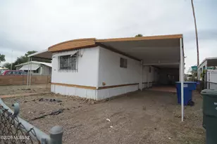 2640 S Cottonwood Ln, Tucson, AZ 85713 - Photo 2