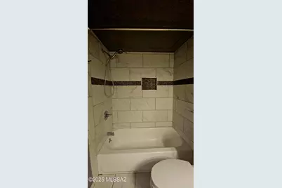 1620 N Wilmot Road #UNIT F231, Tucson, AZ 85712 - Photo 10