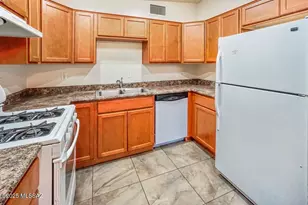1325 E 13th St, Tucson, AZ 85719 - Photo 4
