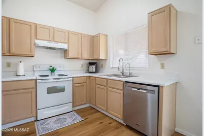8845 E Apple Tree Drive, Tucson, AZ 85730 - Photo 2