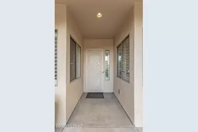 899 W Calle Artistica, Green Valley, AZ 85614 - Photo 6