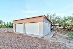 1063 S Big Bear Rd, Benson, AZ 85602 - Photo 32