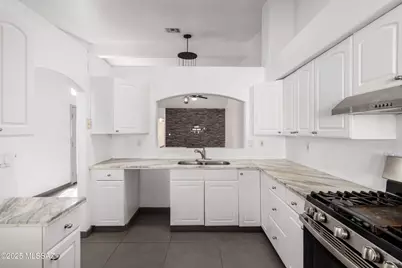 329 W Santa Barbara Street, Nogales, AZ 85621 - Photo 10