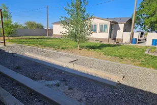 2691 E Sandy Way, Willcox, AZ 85643 - Photo 10