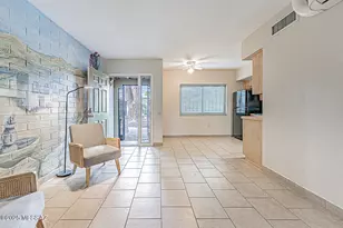 1022 S Calle De La Temporada, Green Valley, AZ 85614 - Photo 10