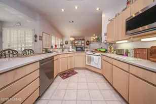 1964 S Abrego Dr, Green Valley, AZ 85614 - Photo 14