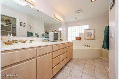1964 S Abrego Drive, Green Valley, AZ 85614 - Photo 18