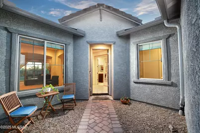 2567 W Plateau Ridge Drive, Oro Valley, AZ 85742 - Photo 8