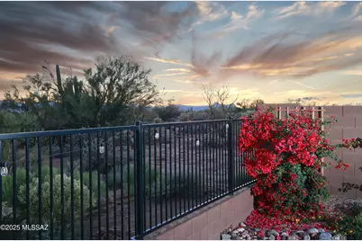 2567 W Plateau Ridge Drive, Oro Valley, AZ 85742 - Photo 4