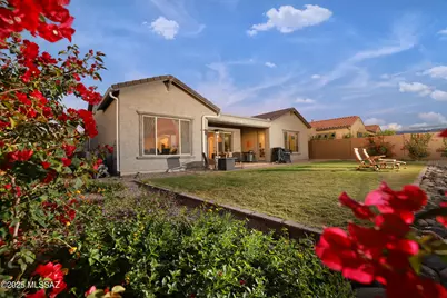 2567 W Plateau Ridge Drive, Oro Valley, AZ 85742 - Photo 4