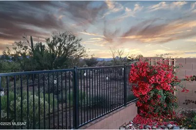 2567 W Plateau Ridge Drive, Oro Valley, AZ 85742 - Photo 6