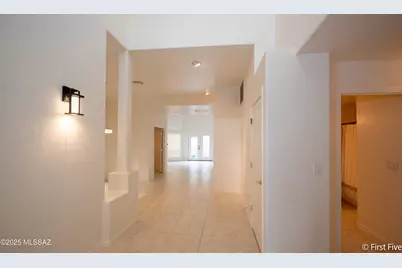 6082 N Running Deer Circle, Tucson, AZ 85750 - Photo 6
