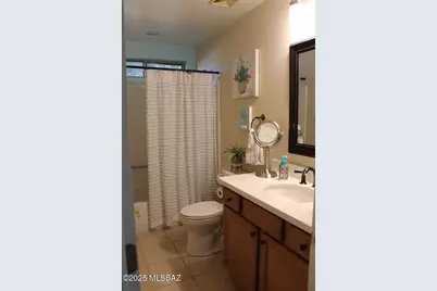 2427 E Bonita Canyon Drive, Green Valley, AZ 85614 - Photo 6