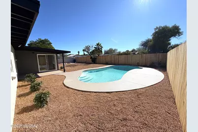 7332 E 42nd Street, Tucson, AZ 85730 - Photo 2