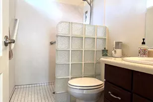 9968 E Country Shadows Dr, Tucson, AZ 85748 - Photo 16