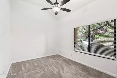 6137 N Black Bear Loop, Tucson, AZ 85750 - Photo 16