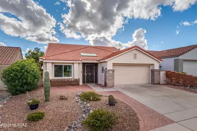 938 E Grass Meadow Place, Oro Valley, AZ 85755 - Photo 1