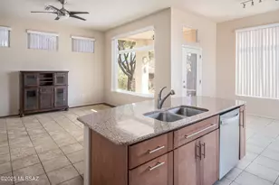 938 E Grass Meadow Pl, Oro Valley, AZ 85755 - Photo 18