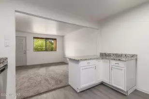 350 N Silverbell Rd, Tucson, AZ 85745 - Photo 12