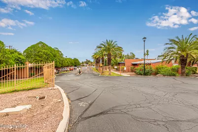 350 N Silverbell Road #29, Tucson, AZ 85745 - Photo 32