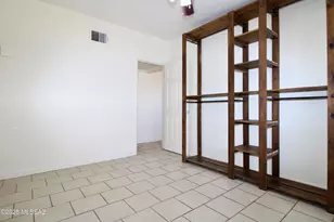 39 W 30th St, Tucson, AZ 85713 - Photo 16