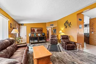 325 E El Viento, Green Valley, AZ 85614 - Photo 6