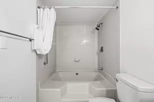 5500 N Valley View Rd, Tucson, AZ 85718 - Photo 22