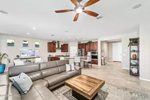 7084 W Cliff Spring Trail, Marana, AZ 85658 - Photo 10