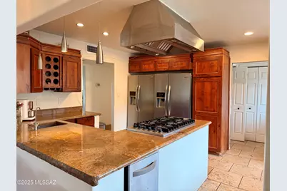 4701 E Camino La Brinca, Tucson, AZ 85718 - Photo 4